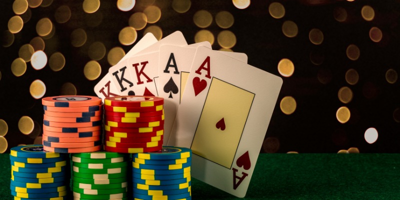 Poker là một trong những trò chơi giải trí đầy thú vị có sức hấp dẫn cao